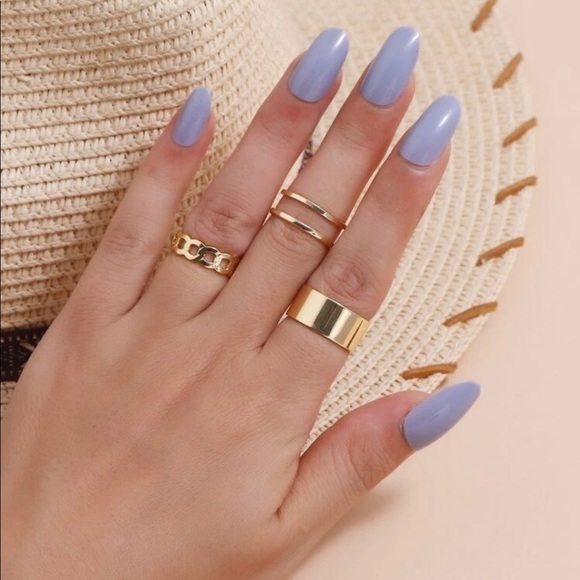 Jewelry - Gold 4/$25 3pc Chain Ring Set